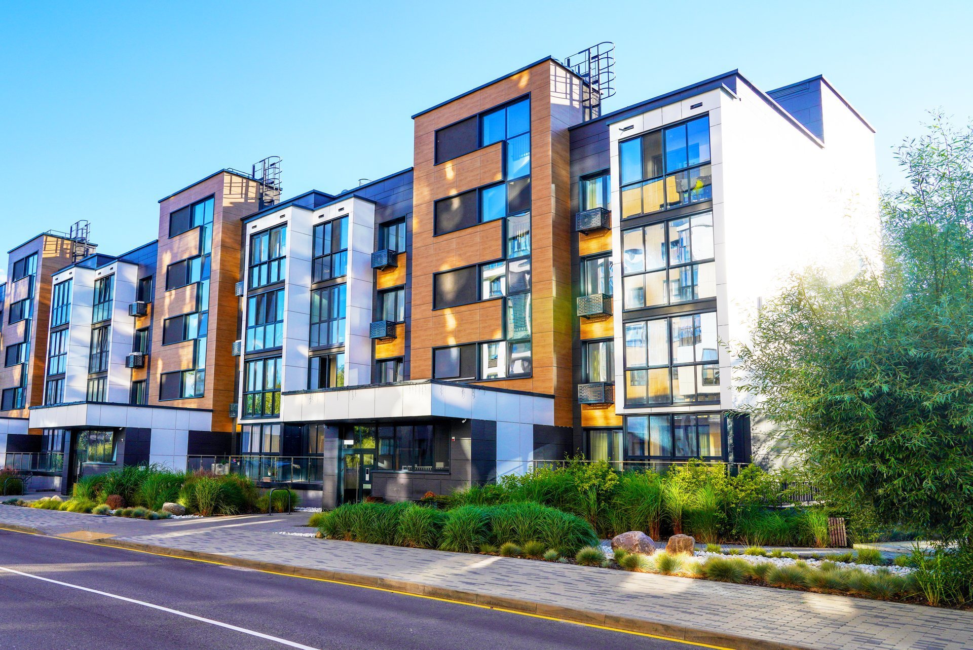 Laguna Sands - Modern residential building with contemporary architecture